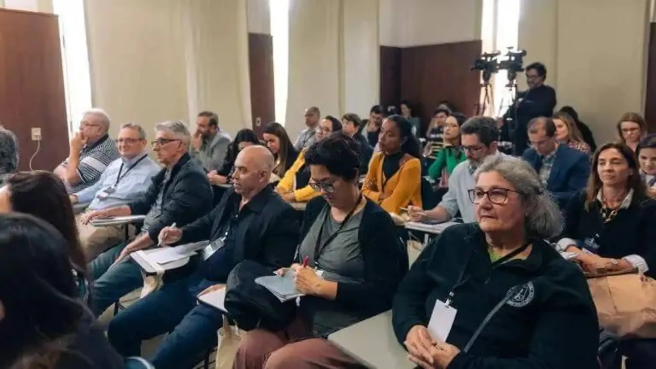 Dr. Renato Assis ministra palestra no Congresso Latino Americano de Medicina Legal, Perícia Médica e Ciências Forenses