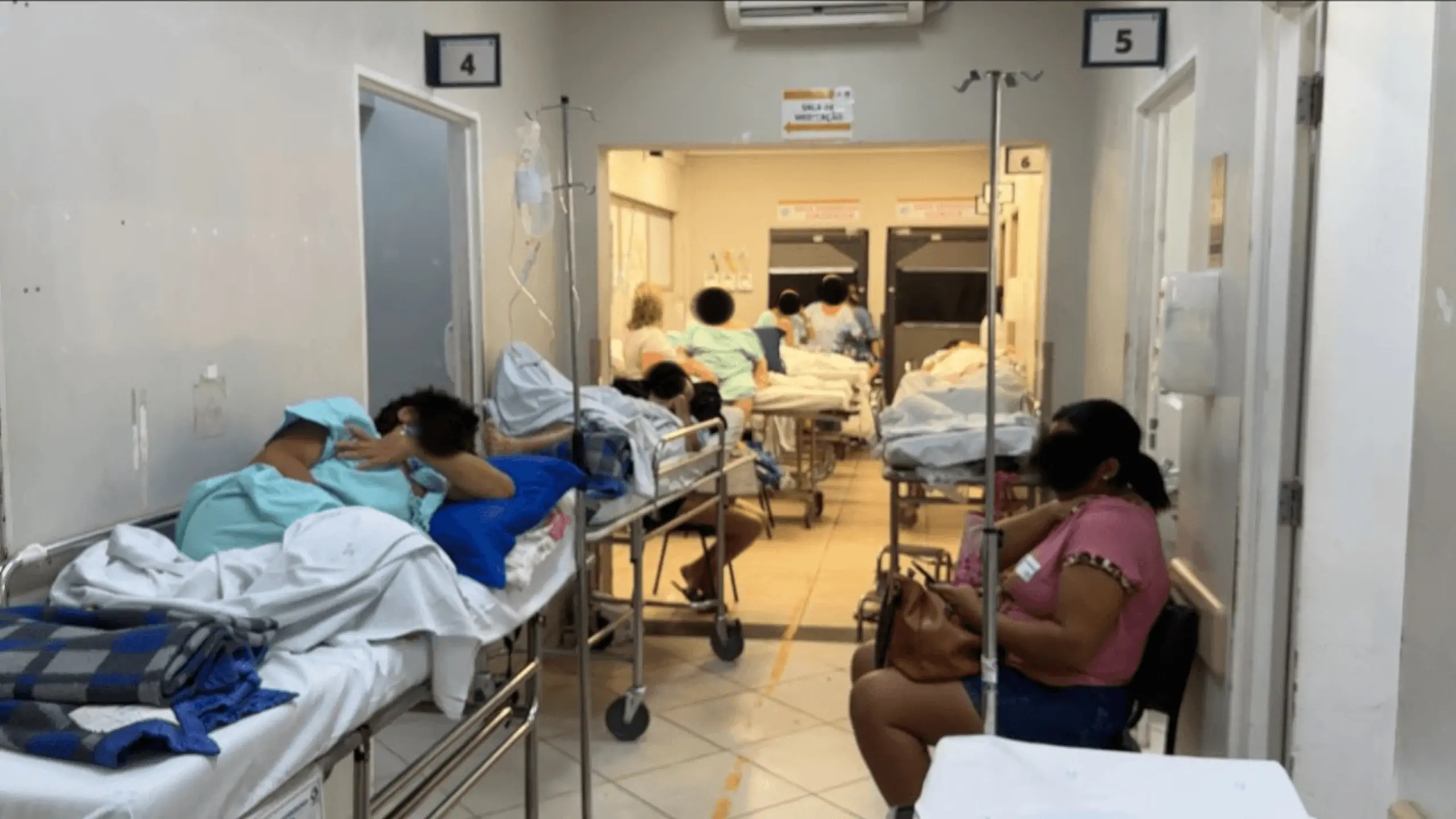 Invasão de Hospitais por Políticos